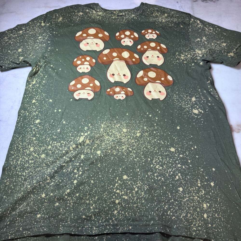 Rihnlin Goodie Mushroom Kawaii Bleached Graphic T-Shirt XL